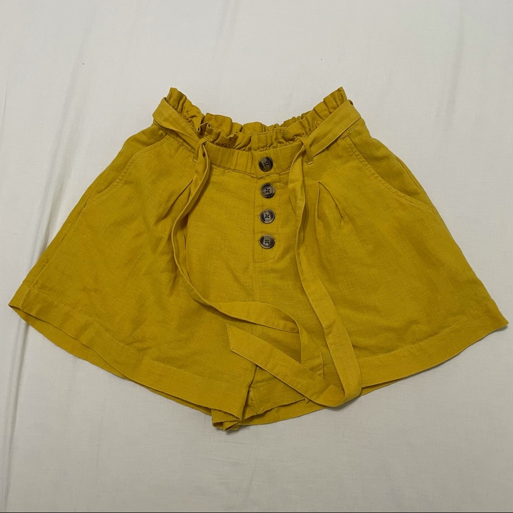 American Eagle Outfitters Mustard Yellow Shorts